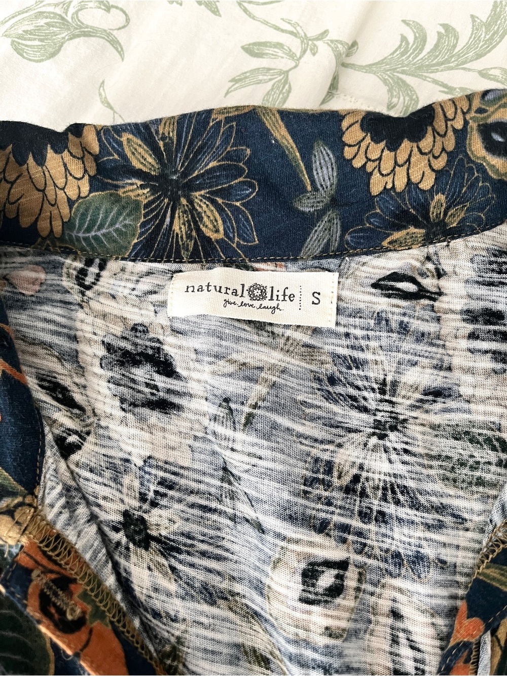 NATURAL LIFE Christa Cotton Midi Dress Navy Tan Dahlias, Button-Front (S) - Picture 6 of 7